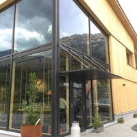 Vordach Blechdach Zugstangen Puralpina Frutigen Thun Spiez von Niederäusern AG Metall- und Stahlbau Vonag
